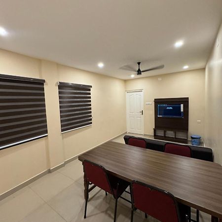 Heres Haut Residency Kochi Εξωτερικό φωτογραφία